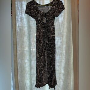 Black and White Geometric Maxi Dress